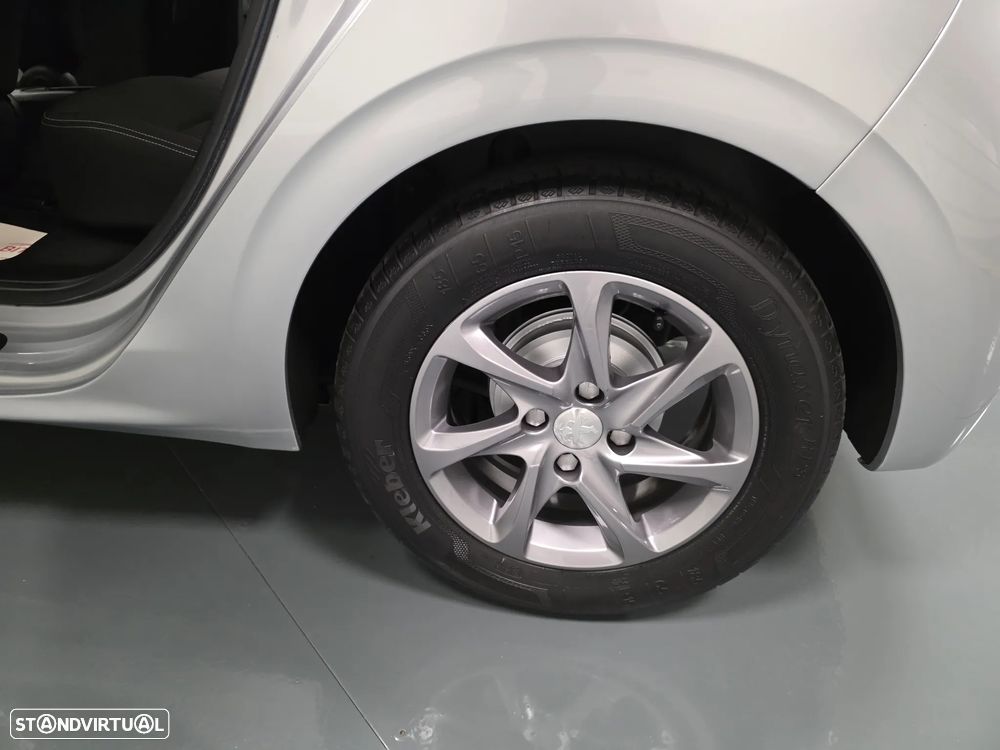 Peugeot 208 1.6 BlueHDi Active - 10