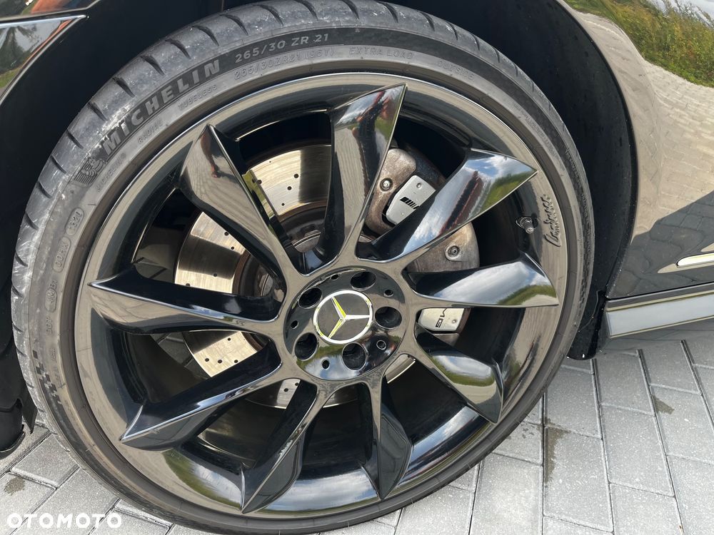 Mercedes-Benz CL - 33