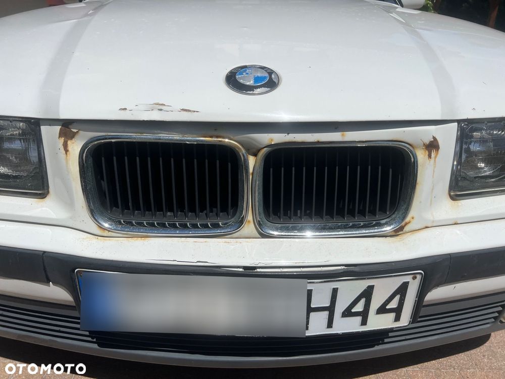 BMW Seria 3 318is - 14