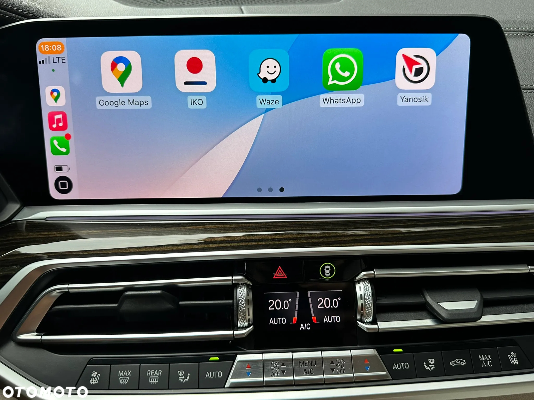 BMW X7 xDrive40i - 34
