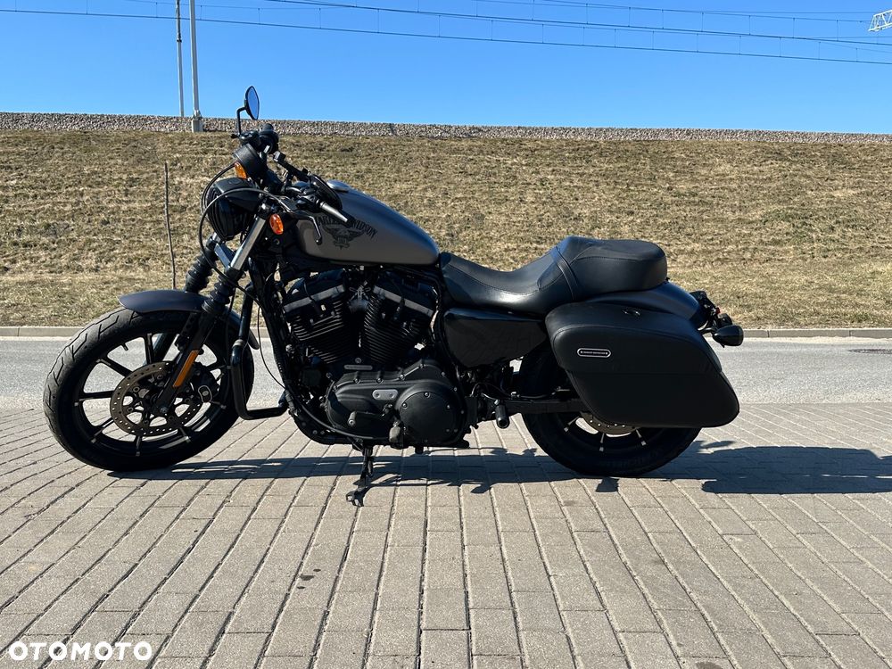 Harley-Davidson Sportster Iron 883 - 1