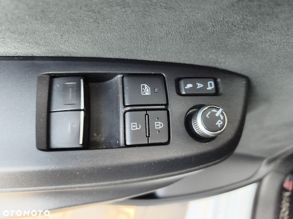 Toyota Yaris - 19