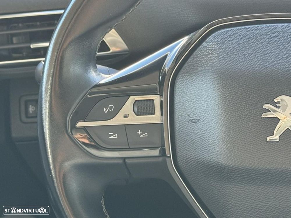 Peugeot 3008 1.5 BlueHDi Allure Pack - 9