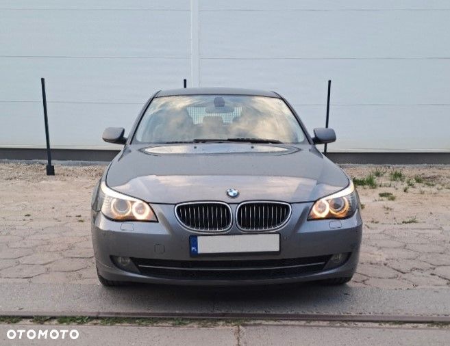 BMW Seria 5 525d xDrive - 3