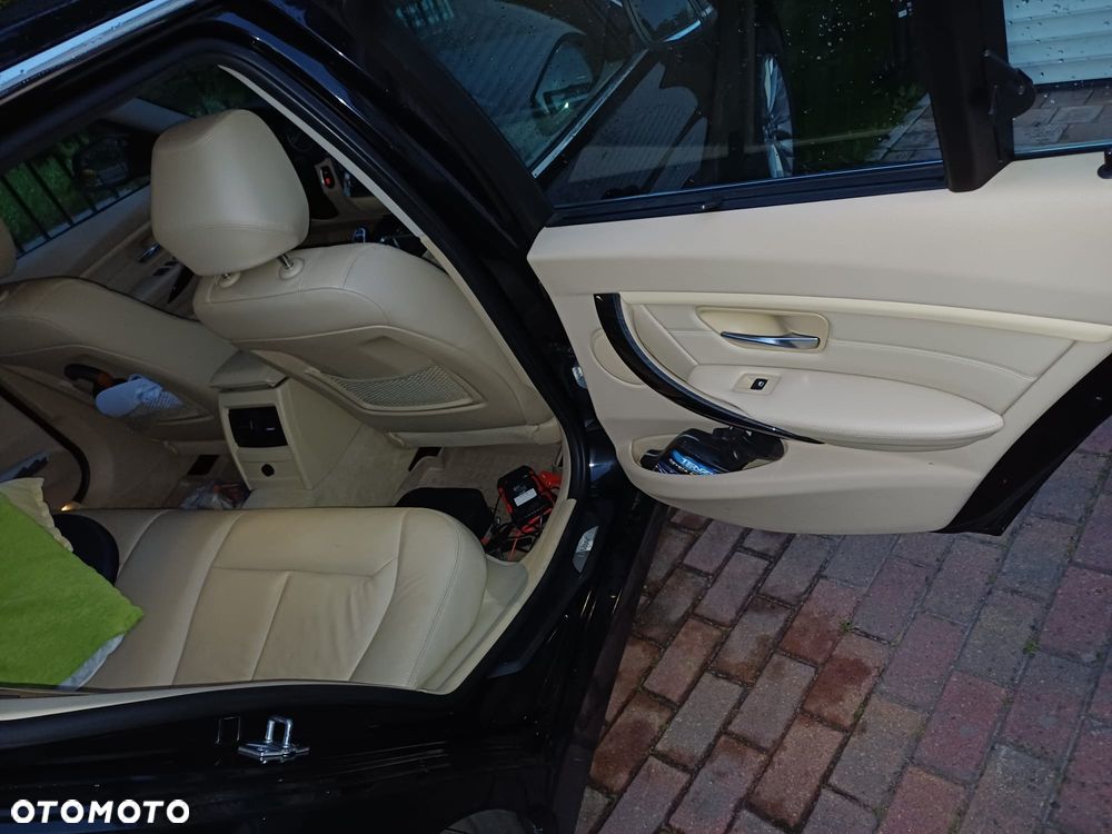 BMW Seria 3 - 11