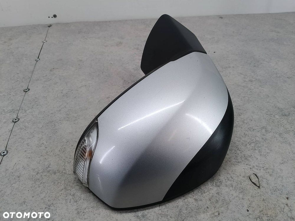 LUSTERKO LEWE RENAULT SCENIC III FL TED69 - 4