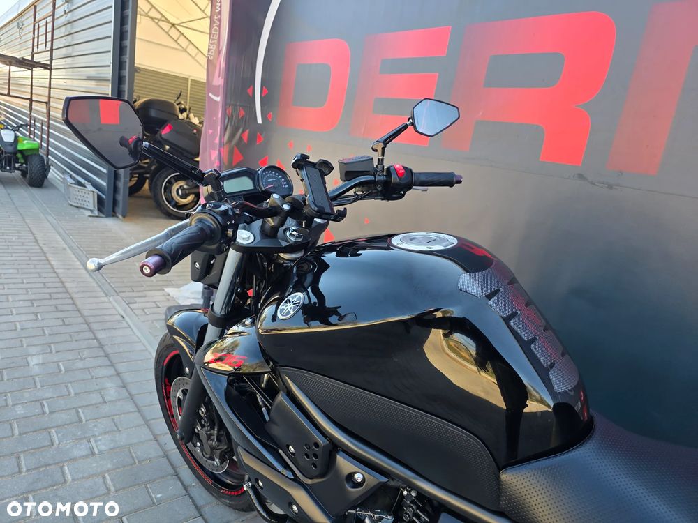 Yamaha XJ - 26