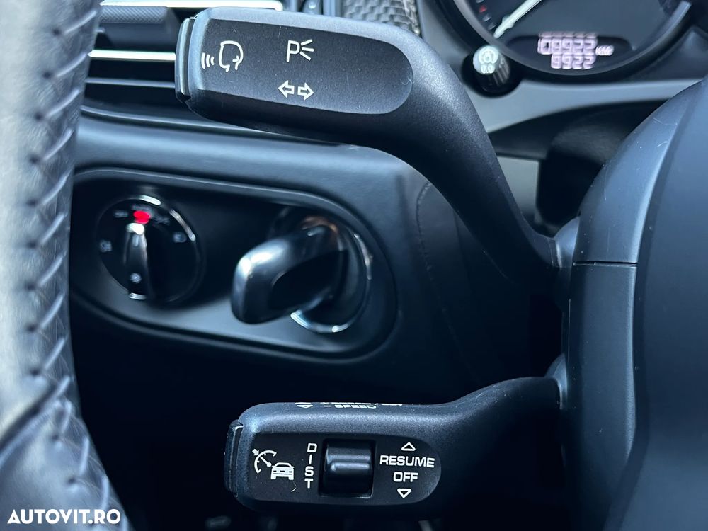 Porsche Macan - 21