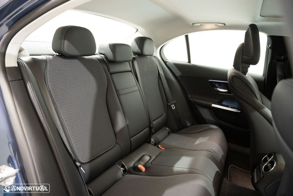 Mercedes-Benz C 300 e - 30