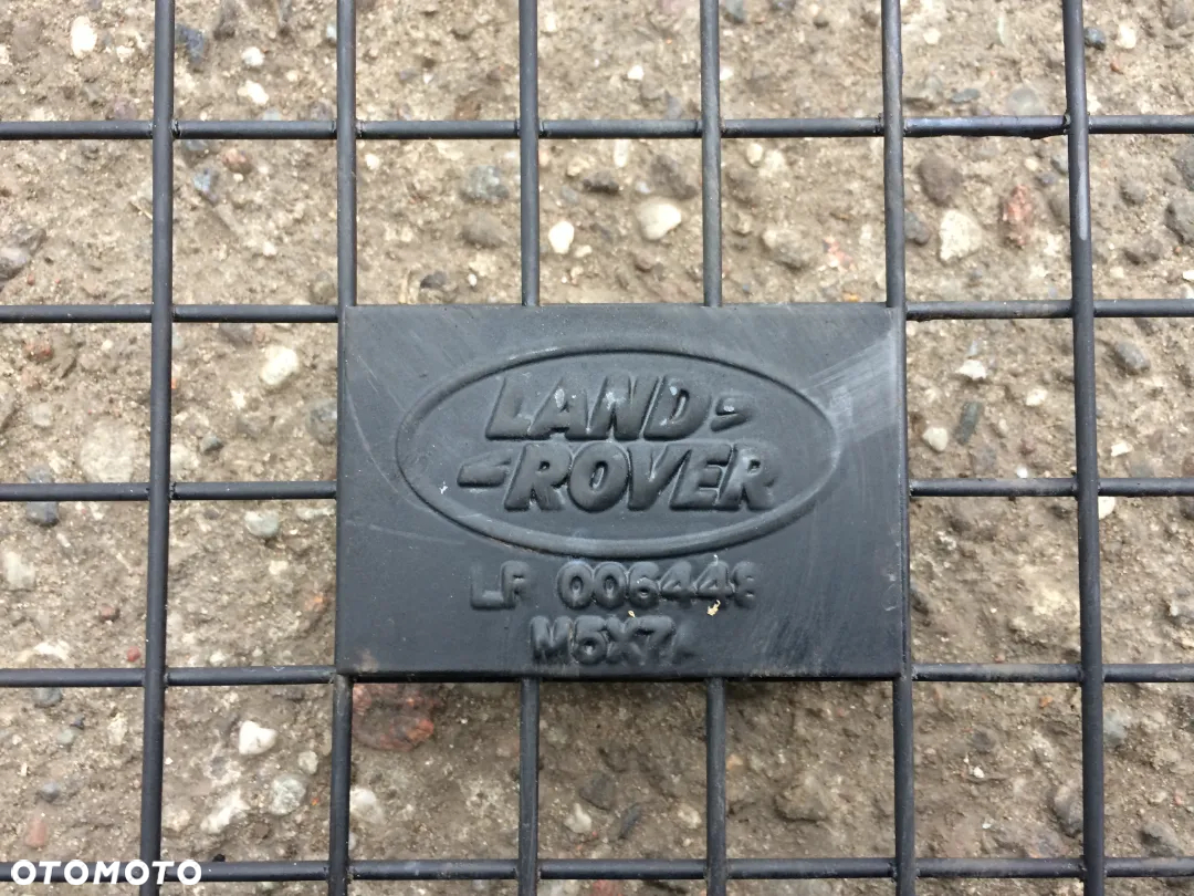 Kratka siatka oddzielająca bagażnika LR006448 Land Rover Defender - 2