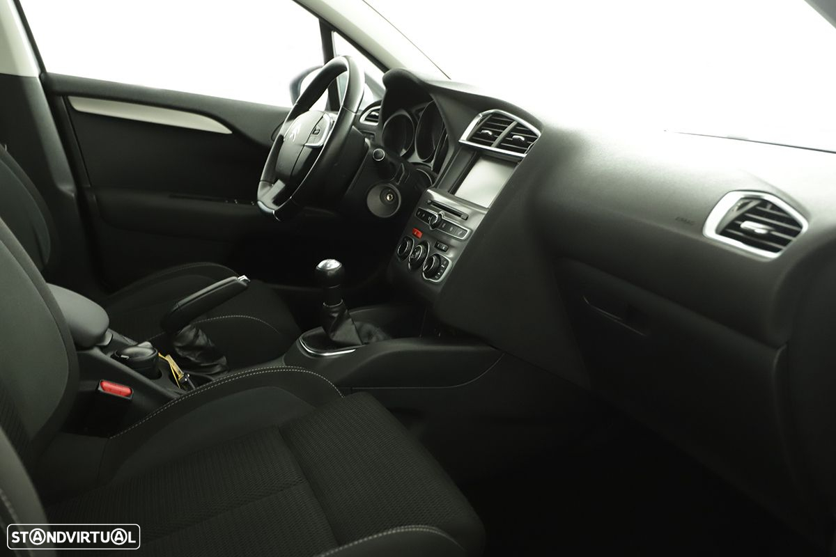 Citroën C4 1.2 PureTech Feel - 21