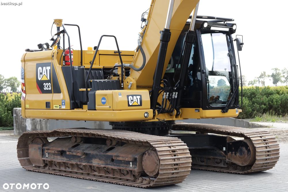 Caterpillar 323 - 14