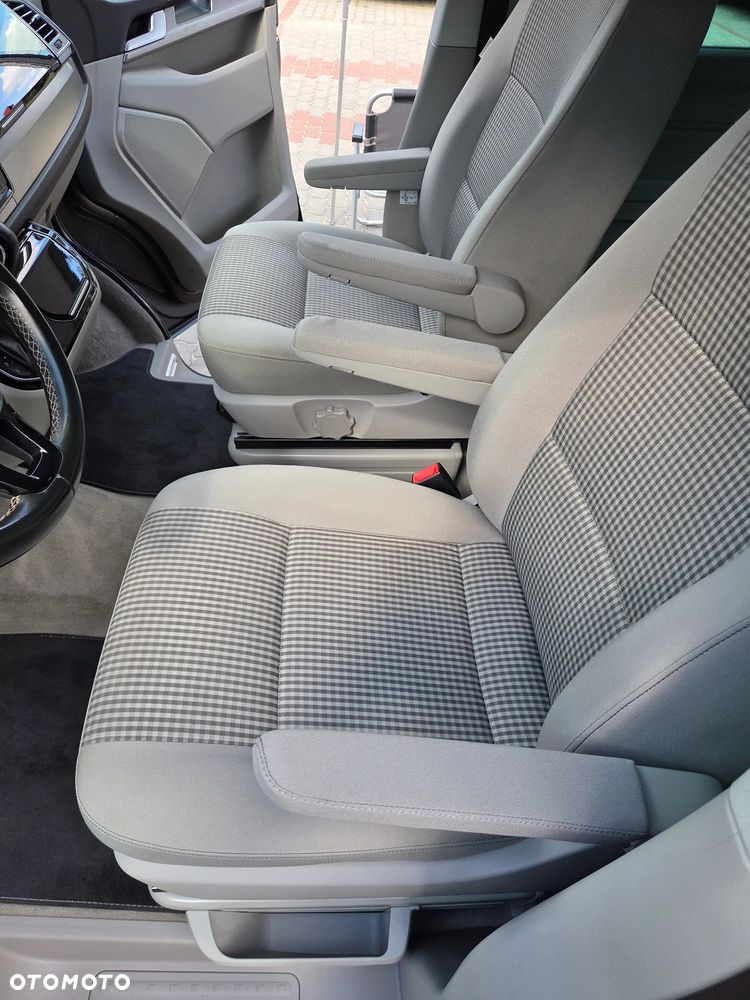 Volkswagen California - 28