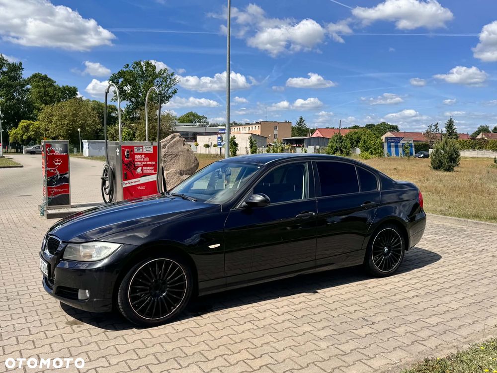 BMW Seria 3 318i - 14