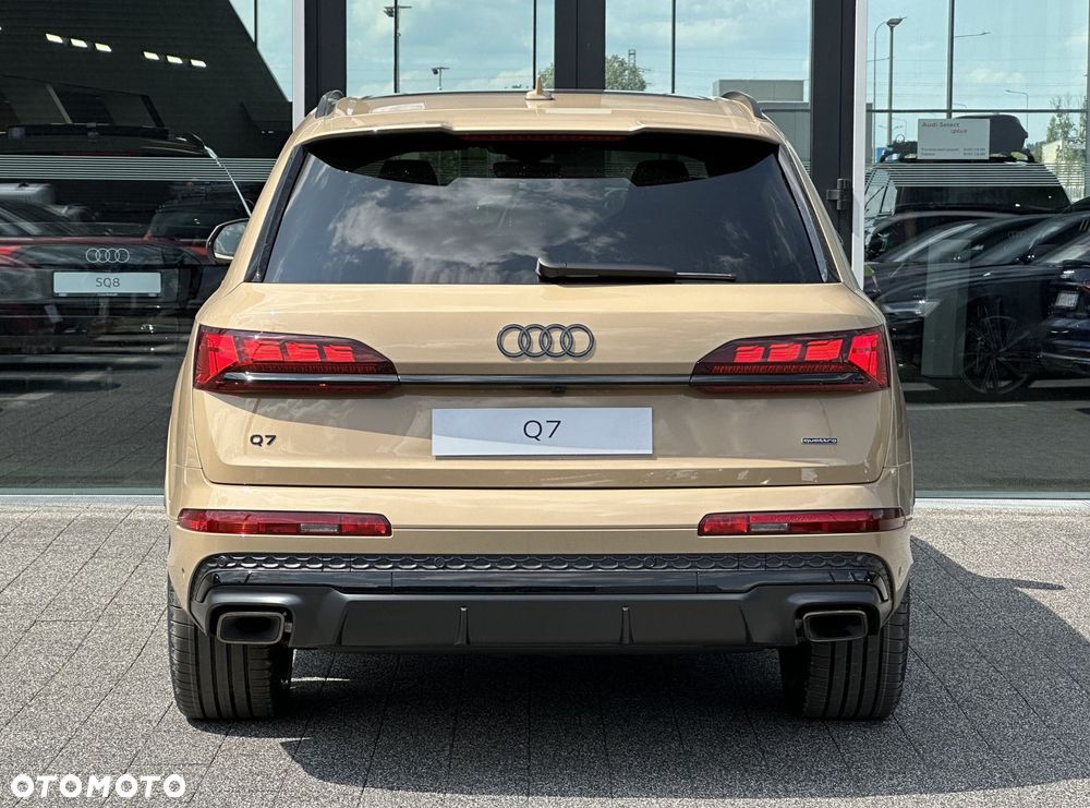 Audi Q7 - 8
