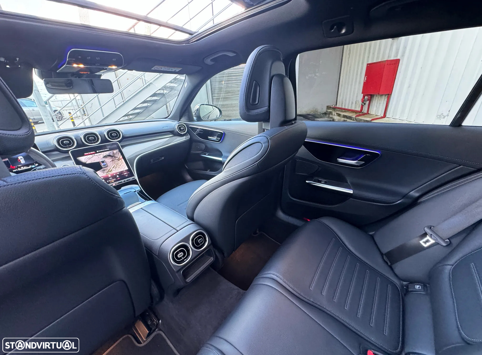 Mercedes-Benz C 300 e AMG Line - 11