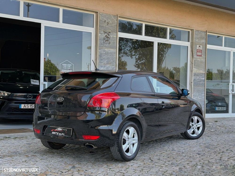 Kia Ceed S Coupé 1.4 CVVT EX ISG - 11
