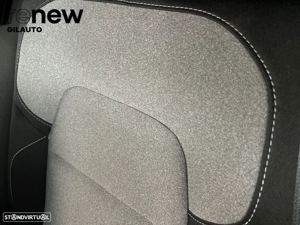 Renault Clio 1.0 TCe Evolution Bi-Fuel - 25