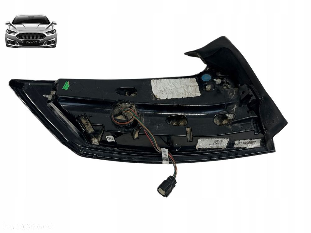 LAMPA PRAWA TYŁ W BŁONIK FORD EDGE MK2 USA PRZED LIFT - 2