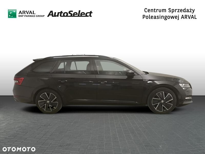 Skoda Superb 2.0 TDI SCR Sportline DSG - 7