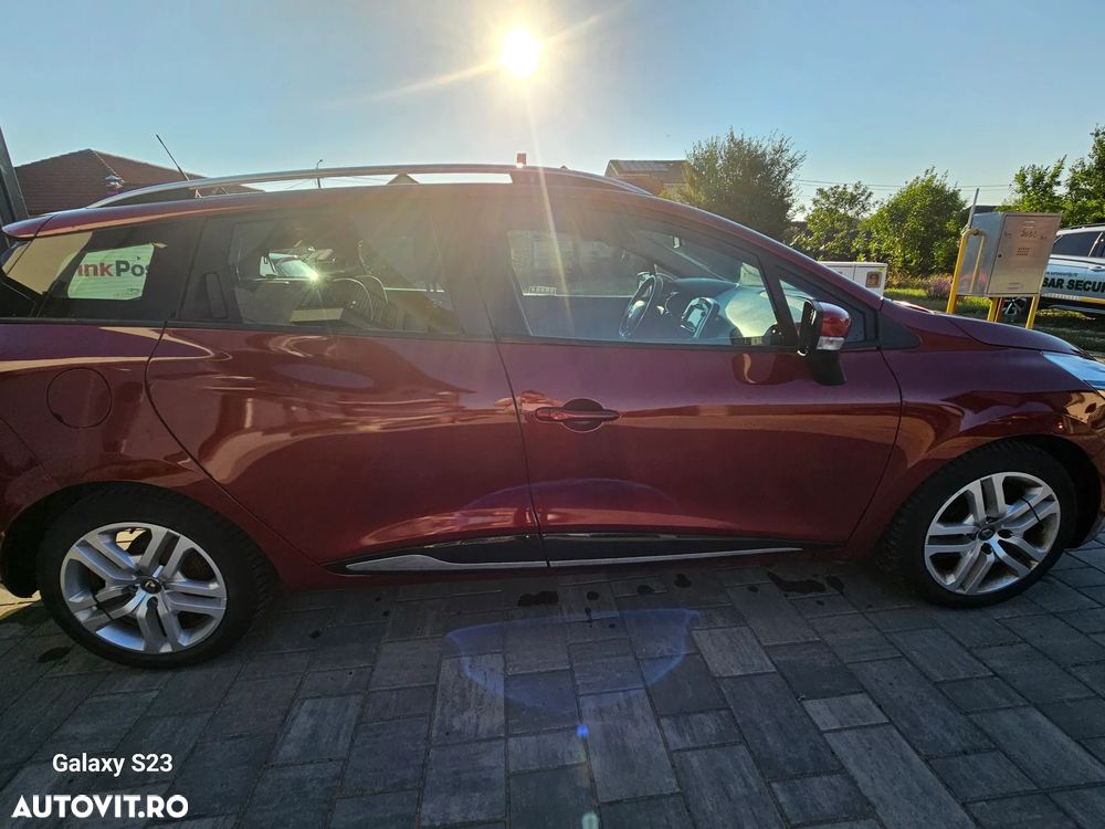 Renault Clio - 7