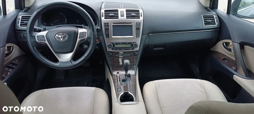 Toyota Avensis 2.0 Sol plus MS - 9