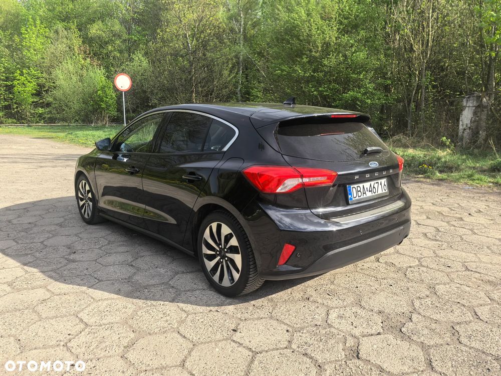 Ford Focus 1.0 EcoBoost STart-Stopp-System TITANIUM - 6