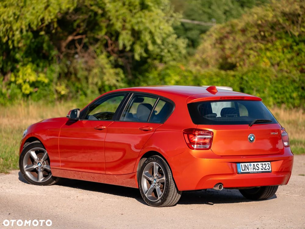 BMW Seria 1 116d DPF - 6