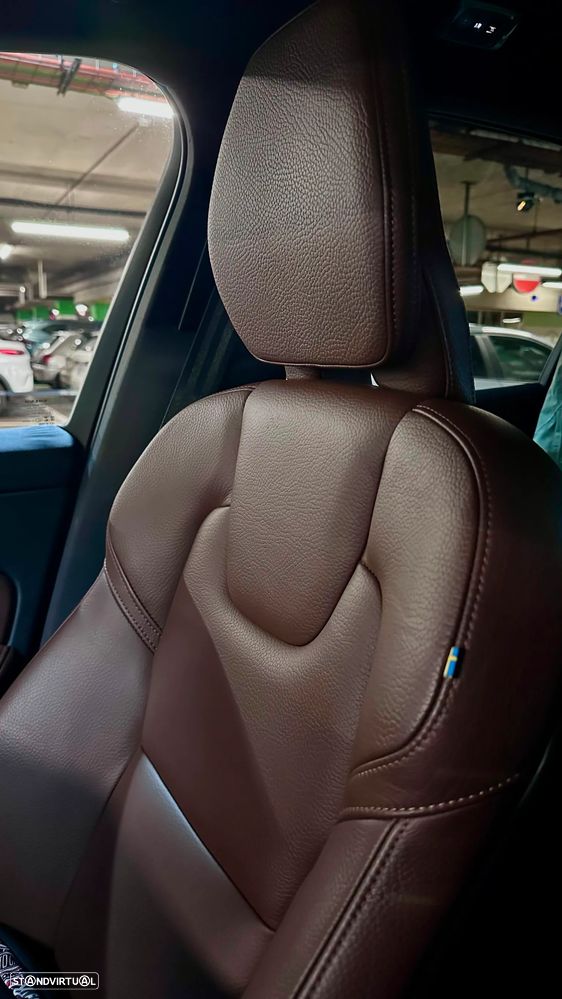 Volvo XC 60 2.0 T6 PHEV Inscription AWD - 16