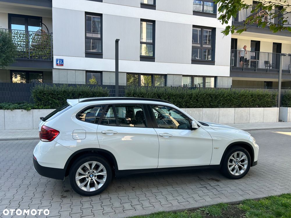 BMW X1 sDrive18d - 11