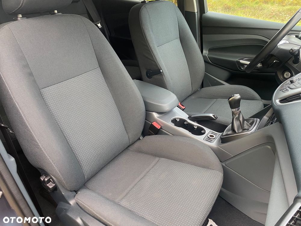 Ford C-MAX - 26