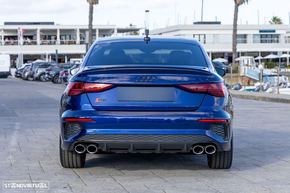 Audi S3 S tronic - 18