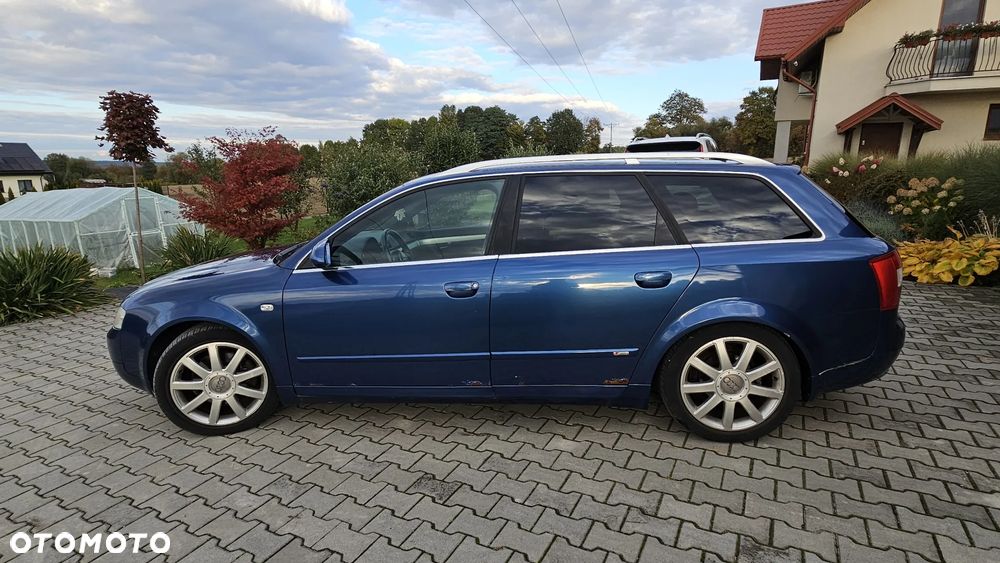 Audi A4 Avant 2.4 - 3