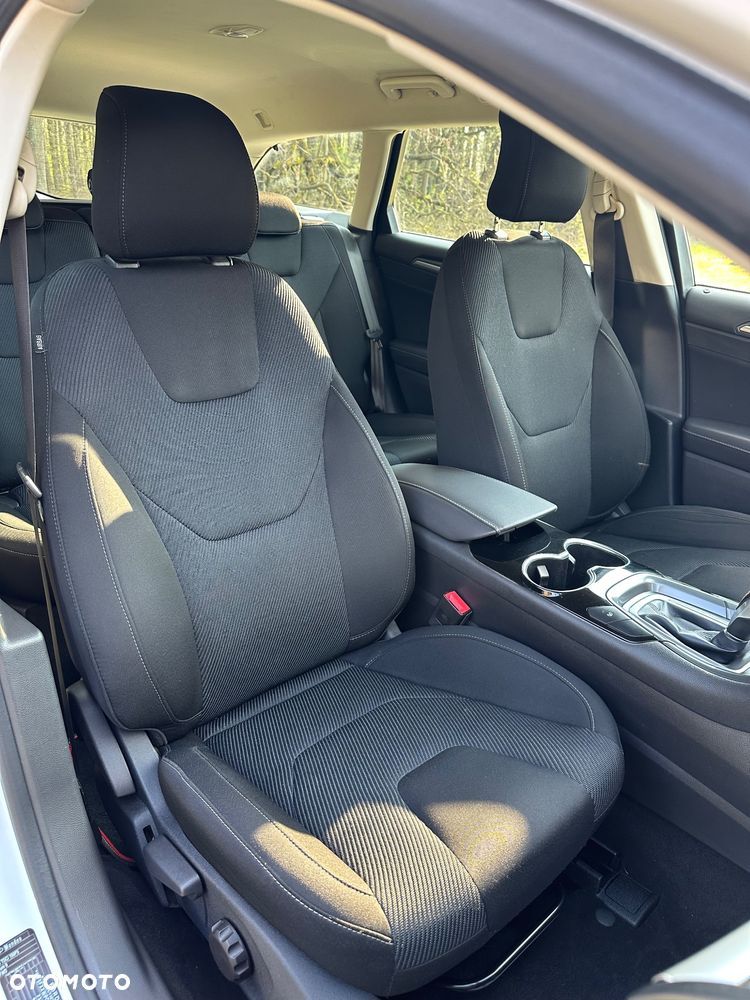 Ford Mondeo 2.0 TDCi Titanium PowerShift - 20