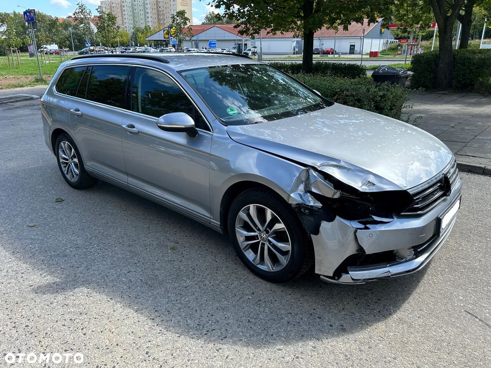 Volkswagen Passat Variant 2.0 TDI SCR Comfortline - 4