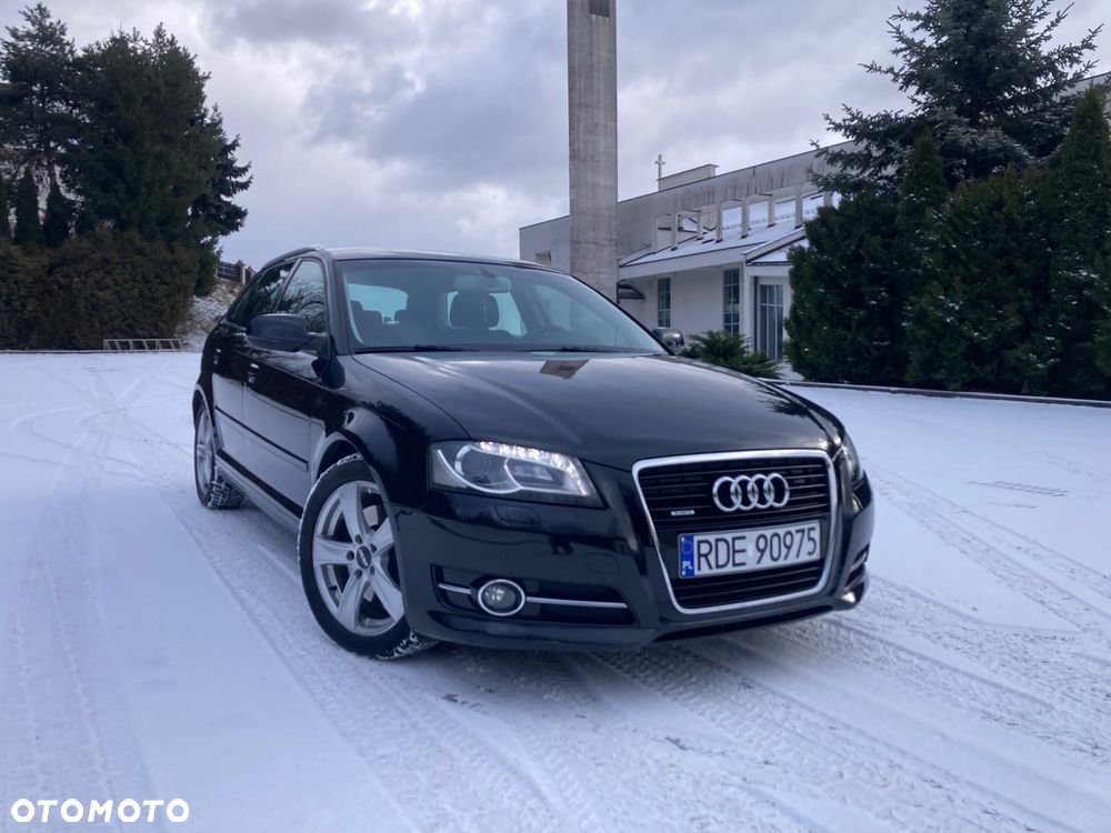 Audi A3 Sportback 2.0 TDI DPF Quattro Ambiente - 1
