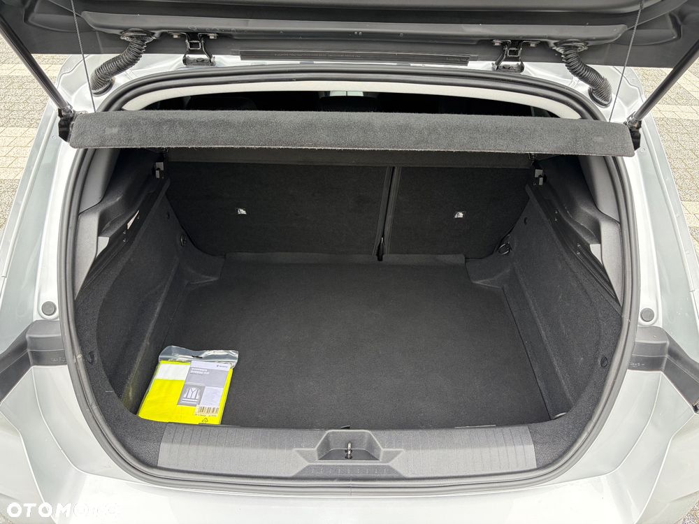 Opel Astra 1.2 Turbo Automatik Business Edition - 9