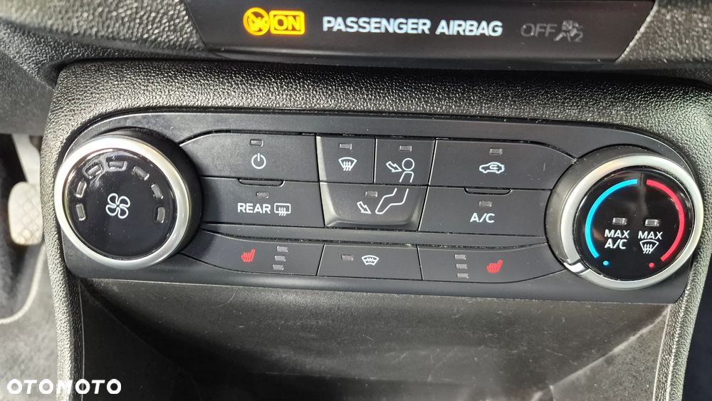 Ford Fiesta 1.1 S&S TITANIUM - 13