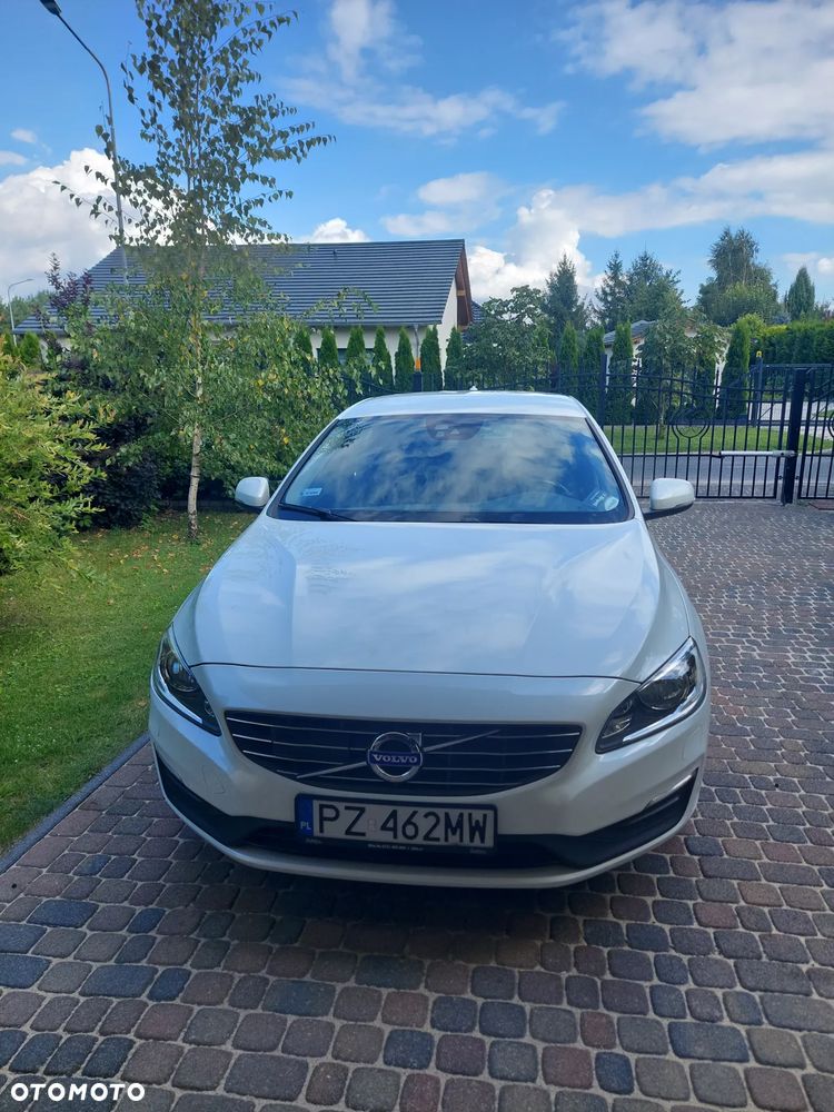 Volvo S60 T3 Drive-E Kinetic - 3