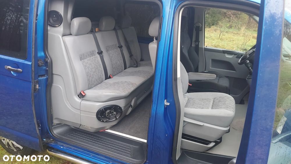 Volkswagen Transporter - 4