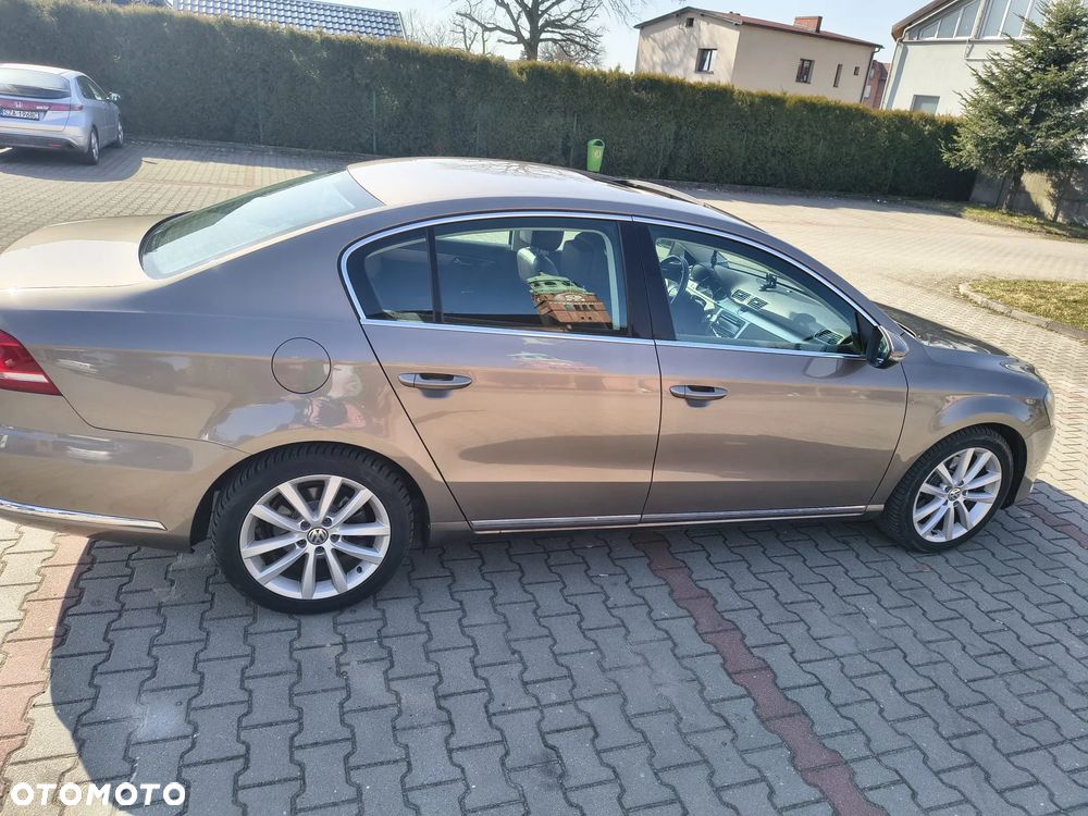 Volkswagen Passat 1.8 TSI Trendline - 6