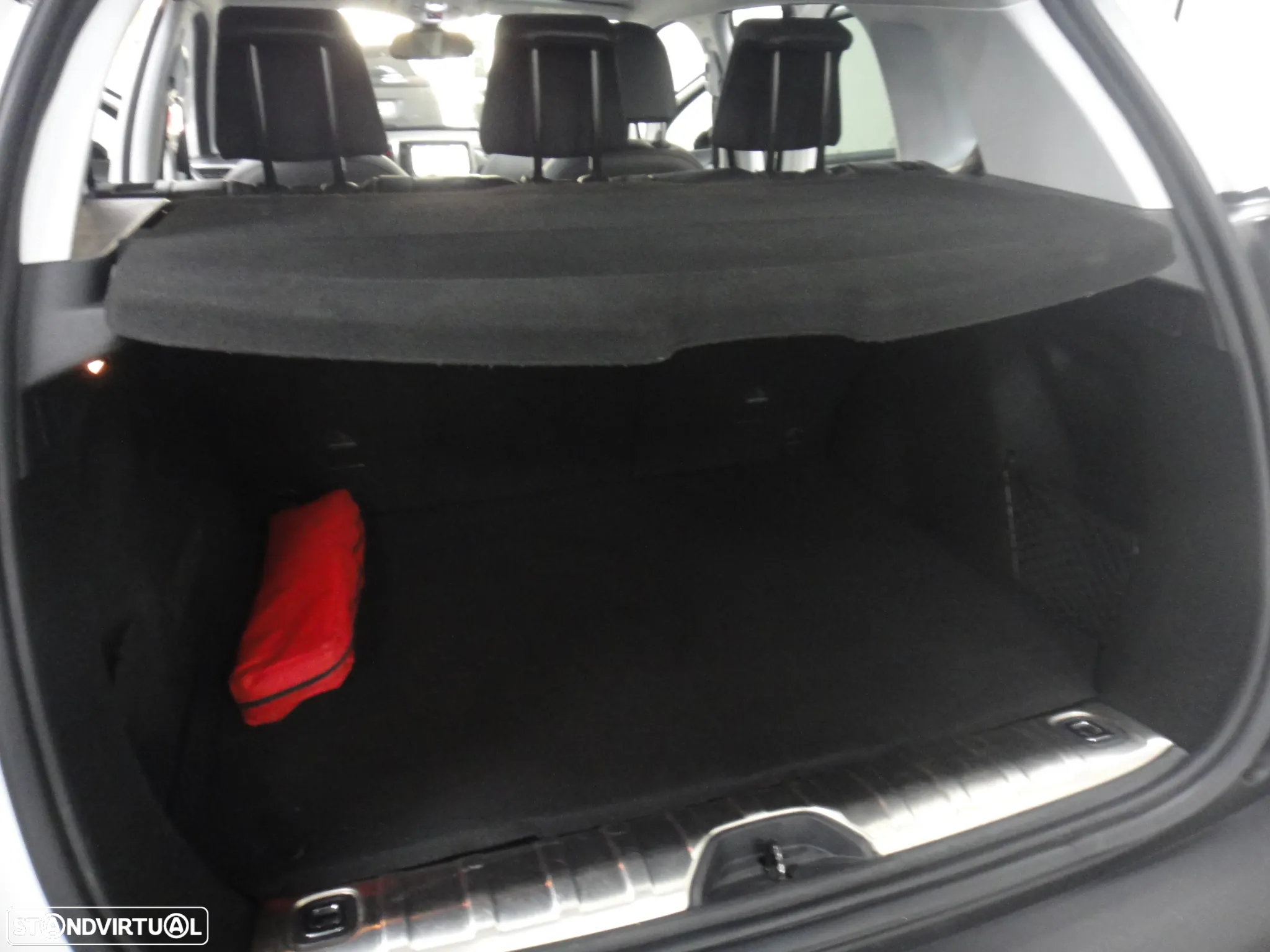 Peugeot 2008 1.2 PureTech GT Line EAT6 - 20