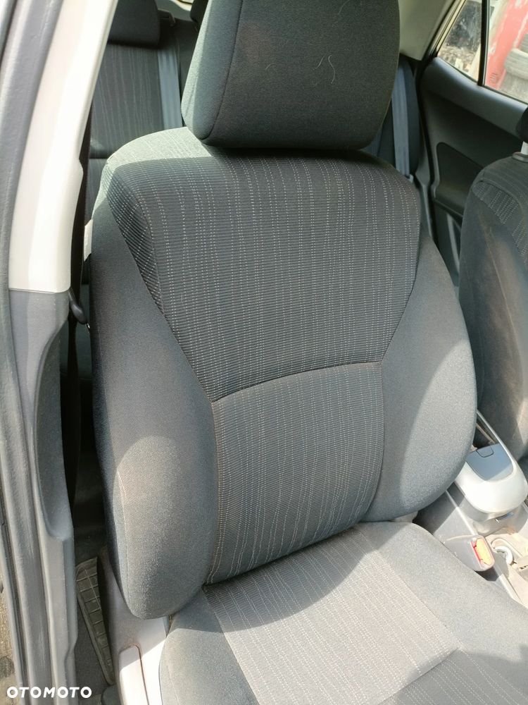 TOYOTA AURIS I 06-09 2007 r. 5D HB fotel kierowcy i pasażera + kanapa tylna * - 6