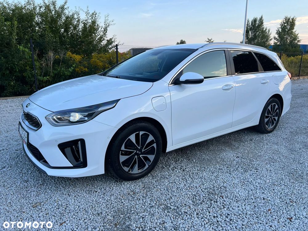 Kia Ceed SW 1.6 GDI DCT OPF Plug-in-Hybrid Spirit - 2