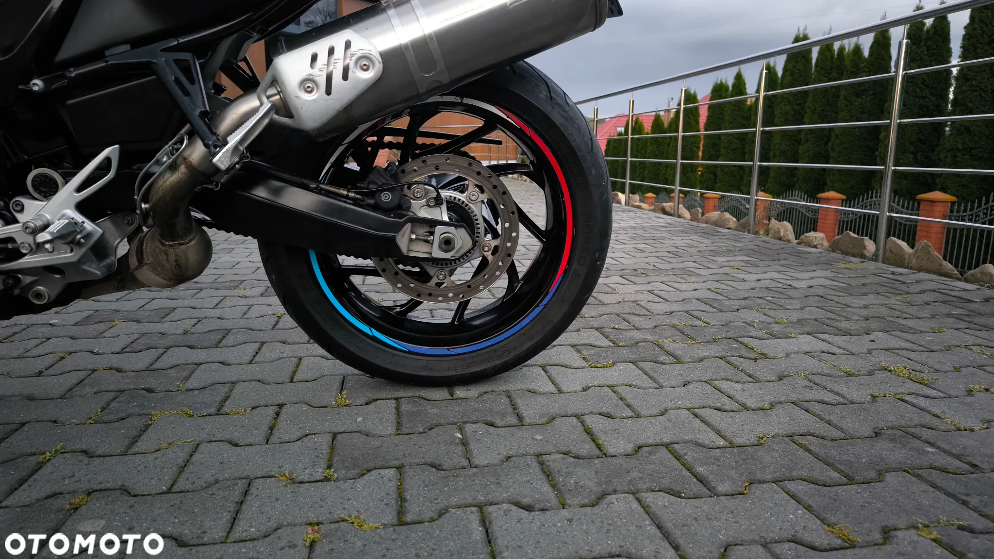 BMW F - 28