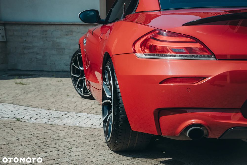 BMW Z4 sDrive35is - 6