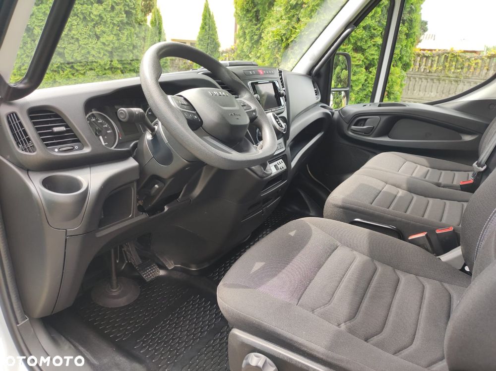 Iveco 35C18 - 10