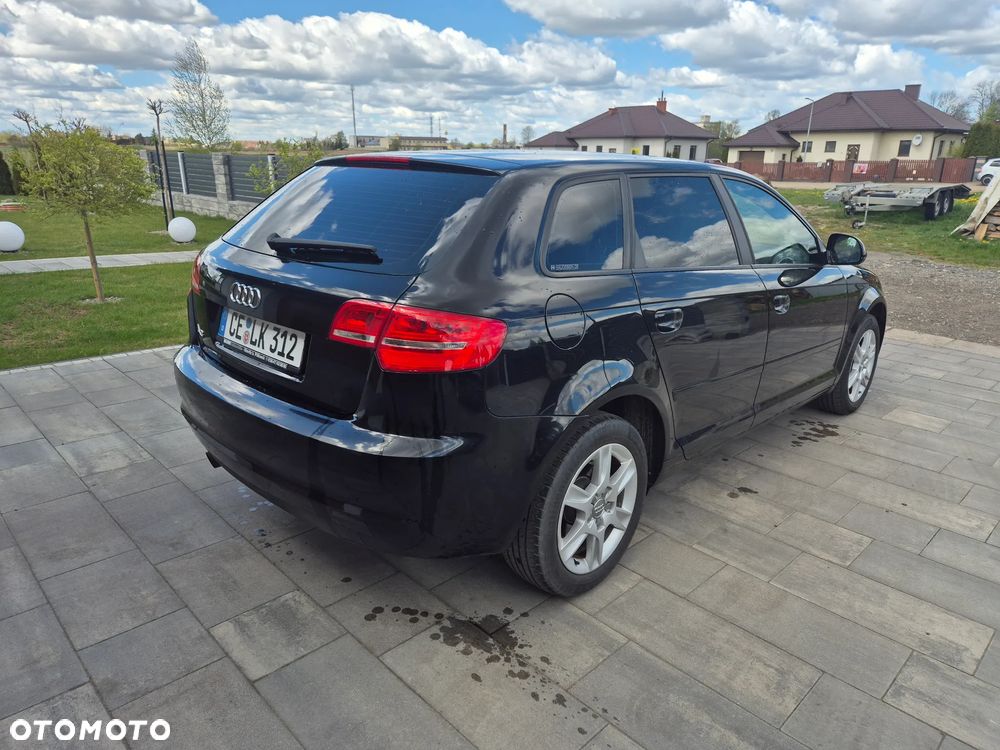 Audi A3 Sportback 1.6 Attraction - 5