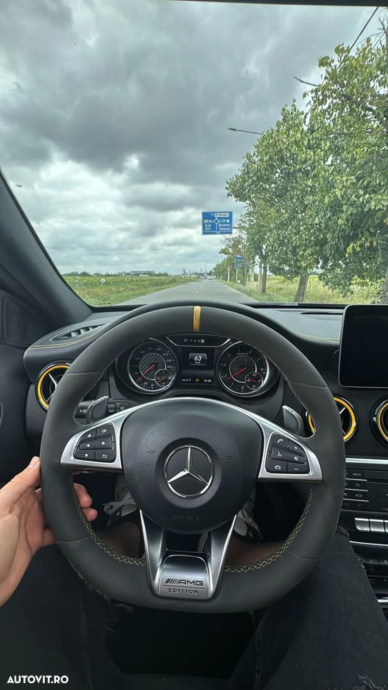 Mercedes-Benz GLA - 6