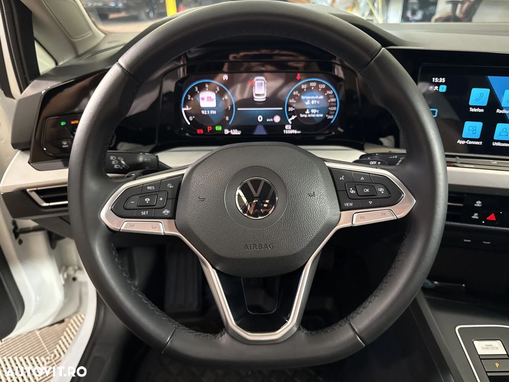 Volkswagen Golf - 17